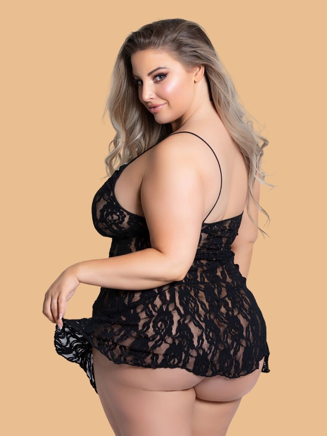 Plus Size Wire-Free Floral Lace Nightdress With Scalloped Hem