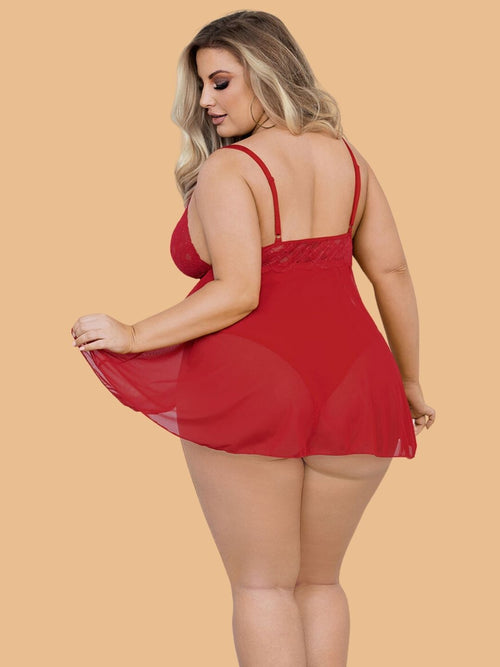 Plus Size Criss-Cross Lace Nightdress