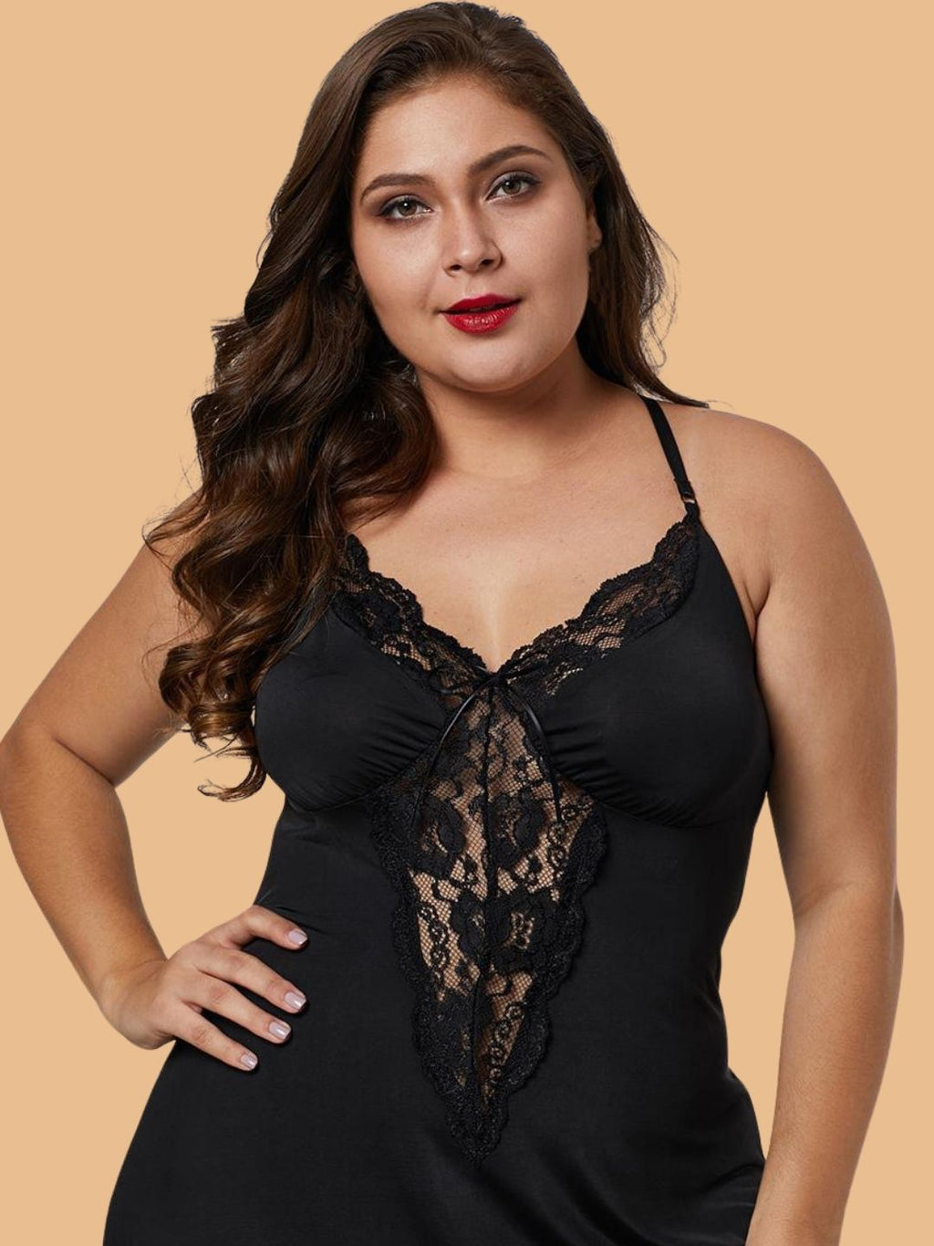 Plus Size Scalloped Lace Panel Nightdress