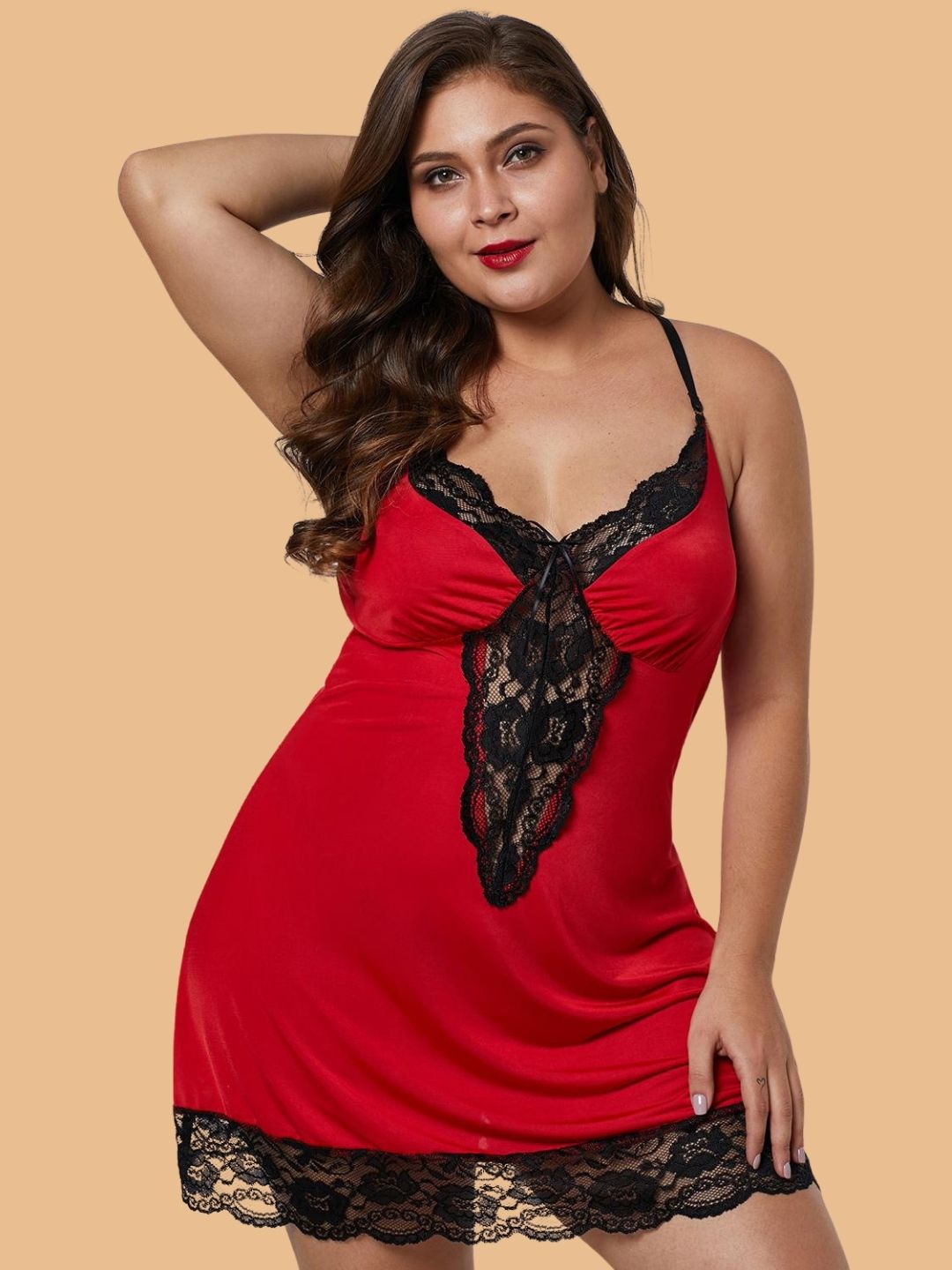 Plus Size Scalloped Lace Panel Nightdress