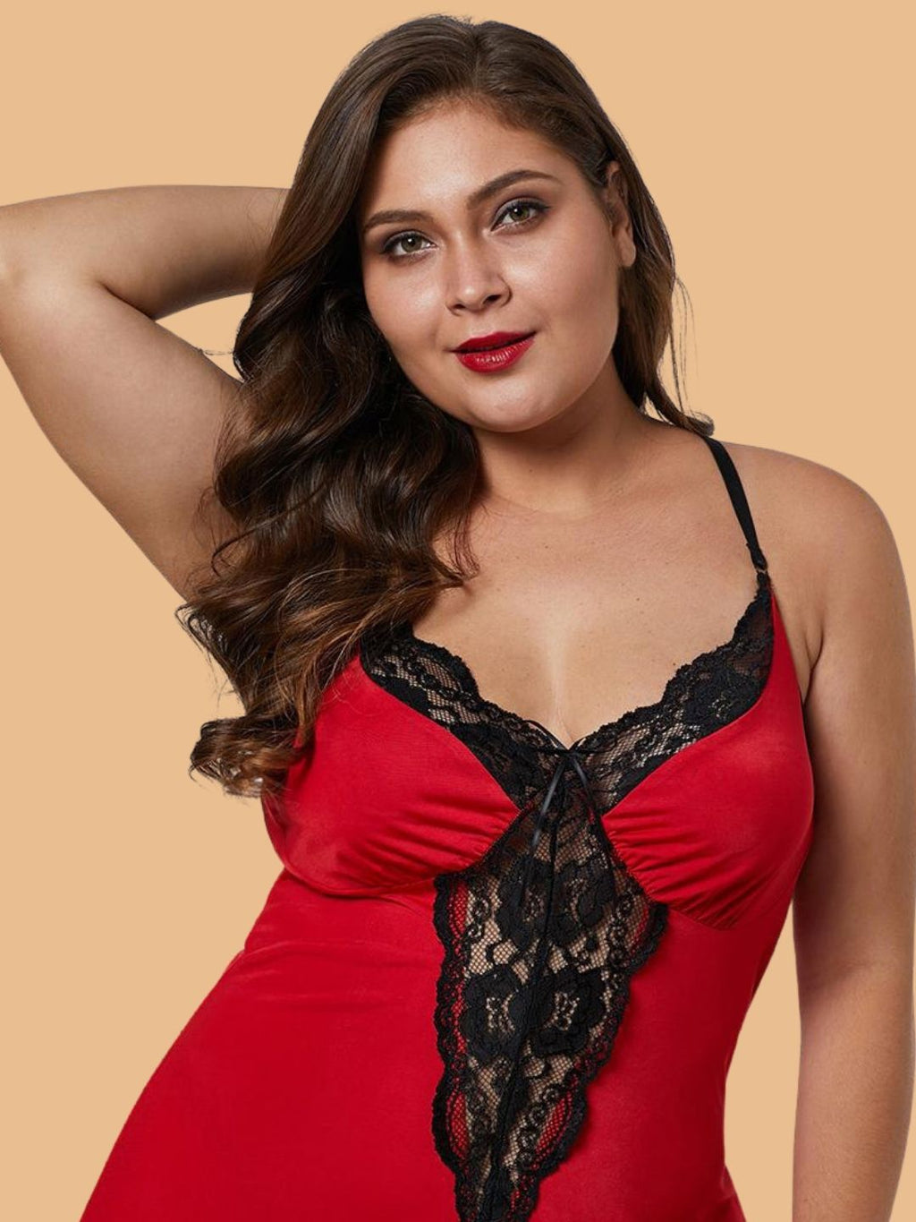 Plus Size Scalloped Lace Panel Nightdress